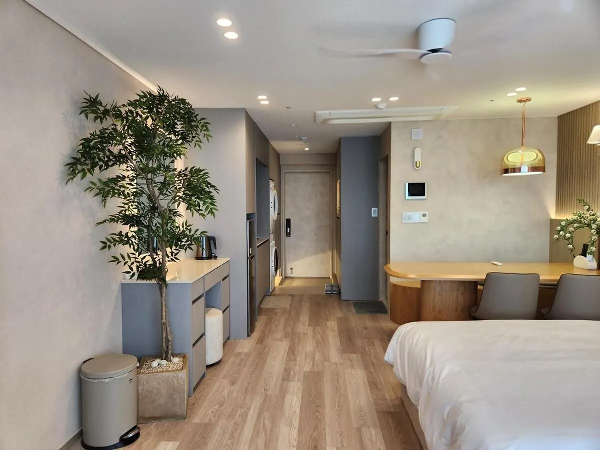 Hongdae Cozy Space09,1 Minute From Hongik University Station,Great View, City View Seul 0*,  Korea Południowa